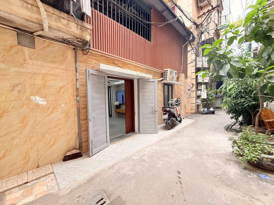 Căn hộ tầng 1 128C Đại La 60m² giá hơn 3 tỷ - Nhà đẹp ở ngay!