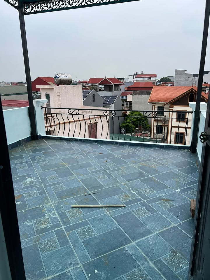 Nhà 5 tầng mặt phố Yên Nghĩa 42m² - Kinh doanh cho thuê sinh lời