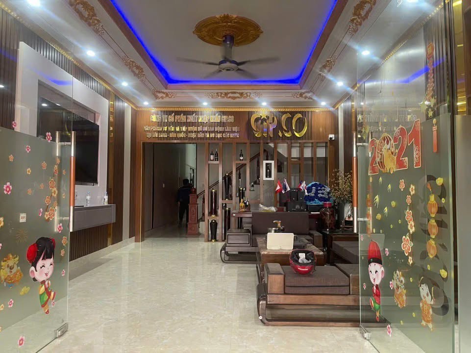 Nhà 2 tầng tại Kim Tân, 120m² giá 4 tỷ - Sẵn sàng vào ở ngay!