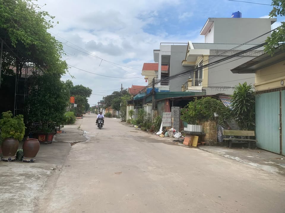 Đất nền Liên Phương Yên Nhân 241m² giá 2 tỷ - Mặt tiền 8m kinh doanh tuyệt vời!