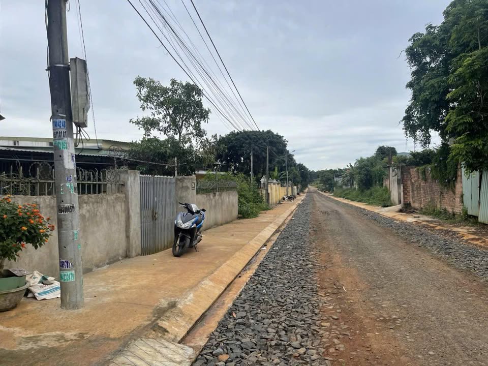 Bán đất mặt tiền Đào Duy Anh, Pleiku, Gia Lai 959m² - Tặng nhà cấp 4 mới