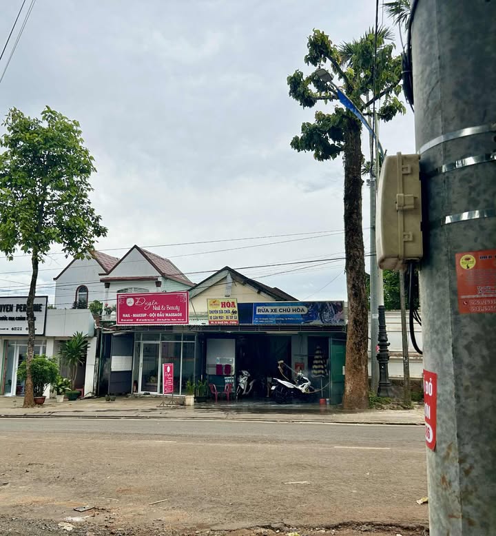 Cho thuê mặt bằng mặt tiền 32 Quyết Tiến, Pleiku 289m² - Vị trí đẹp, kinh doanh thuận lợi!