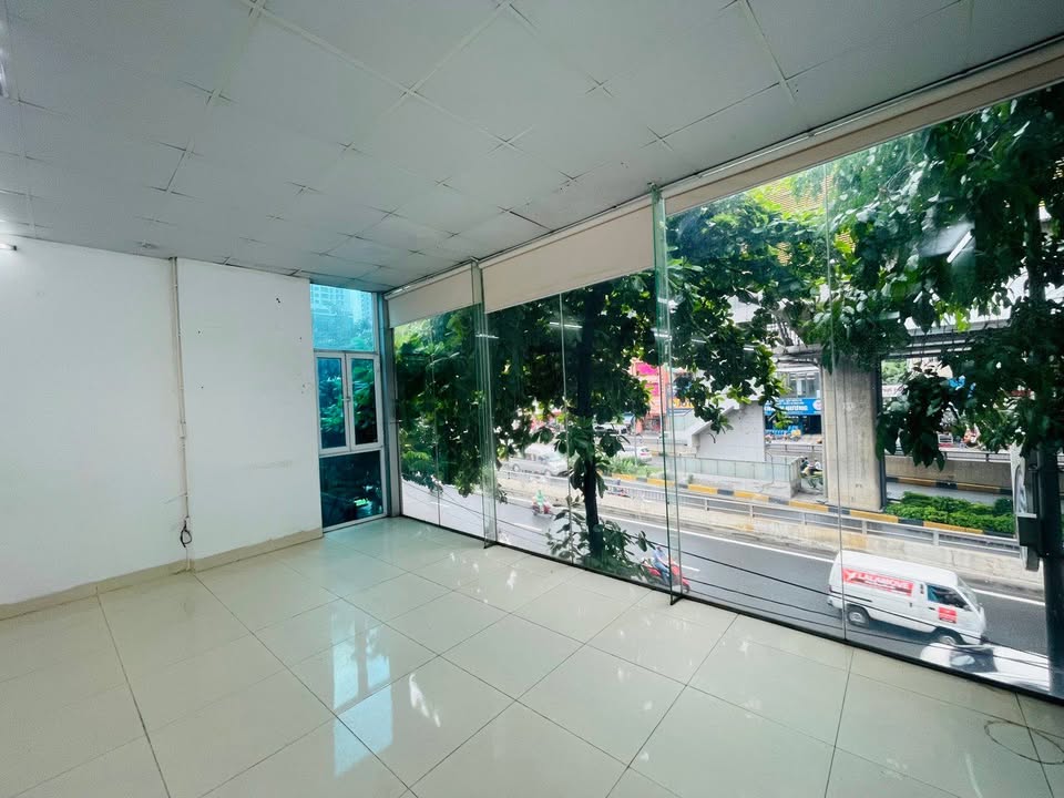 Văn phòng cho thuê mặt phố Nguyễn Trãi, Thanh Xuân 70m² - Giá chỉ từ 10 triệu!