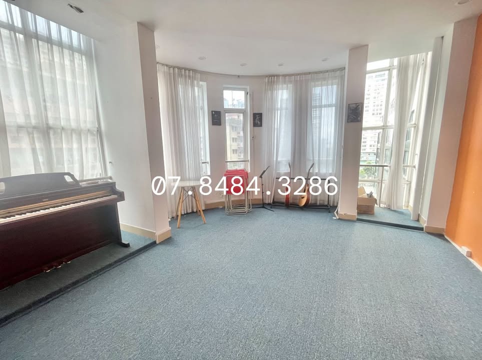 Cho thuê văn phòng Ngụy Như Kon Tum, Thanh Xuân, 90m² - Lô góc view thoáng