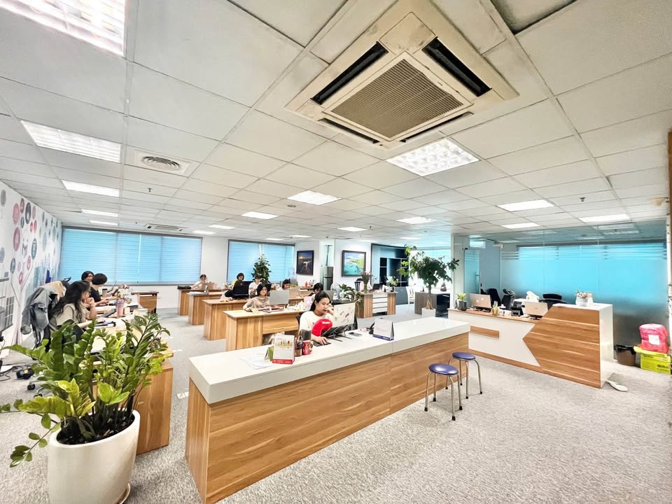 Văn phòng cho thuê tại Đội Cấn, Ba Đình 150m² - View thoáng, hỗ trợ làm ngoài giờ!