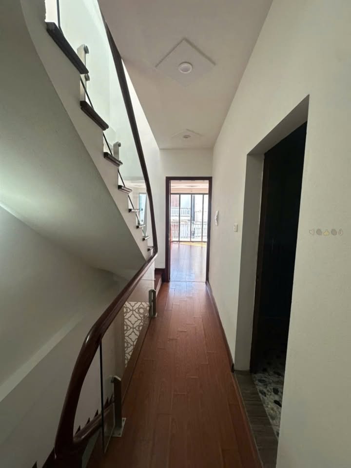 Nhà mặt phố Hồ Tùng Mậu 42m² giá trên 1 tỷ - Đầu tư sinh lời ngay!