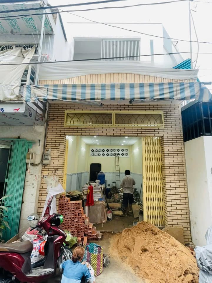 Nhà cho thuê Hẻm 4m Phú Thọ Hoà Tân Phú 52m² giá 10 triệu - Giao nhà mới đẹp!