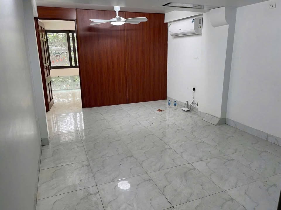 Cho thuê mặt bằng kinh doanh đường Mậu Lương, Kiến Hưng, 90m² - Vị trí tuyệt đẹp, giá chỉ 12 triệu!