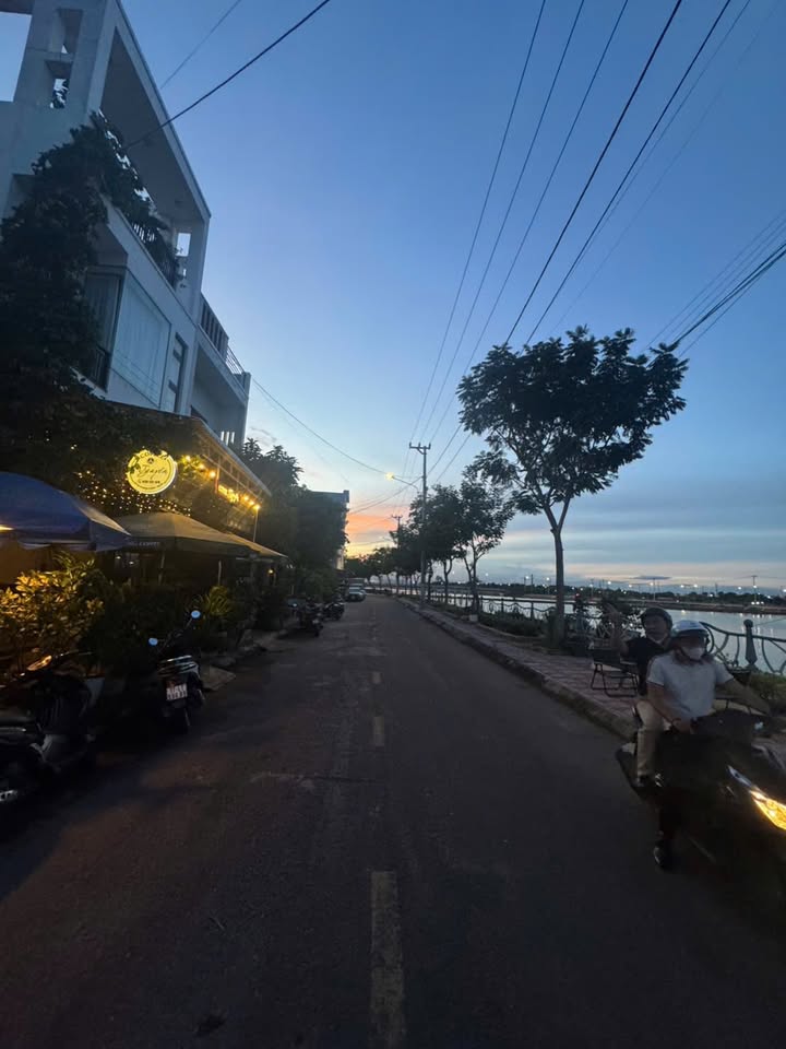 Đất mặt tiền Khu TVSMT, Nhơn Bình, Quy Nhơn 80m² giá 3 tỷ - Vị trí đắc địa đầu tư!