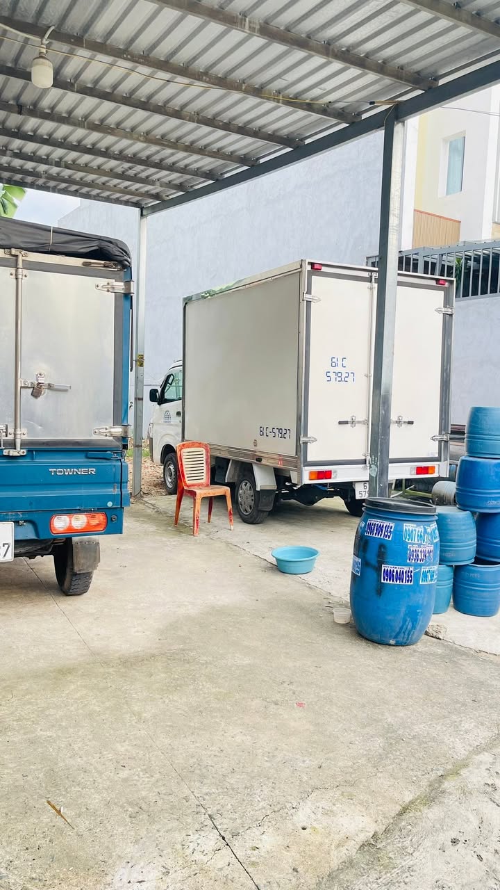 Nhà bán hẻm xe tải 140m² Phường Dĩ An - Giá chỉ 3.7 tỷ, vị trí đắc địa!