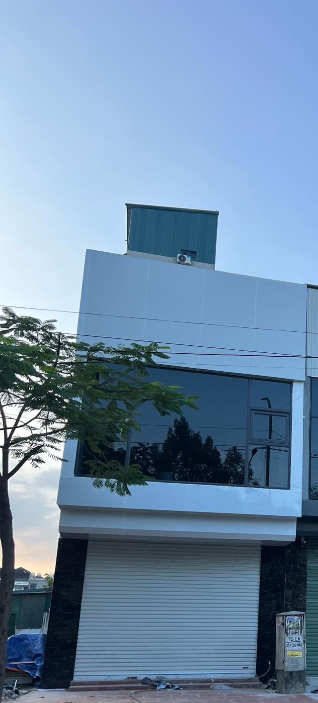 Cho thuê văn phòng 2 tầng đường chính Chu Mẫu Quế Võ 10 triệu/tháng - Mặt bằng đẹp, tiện nghi