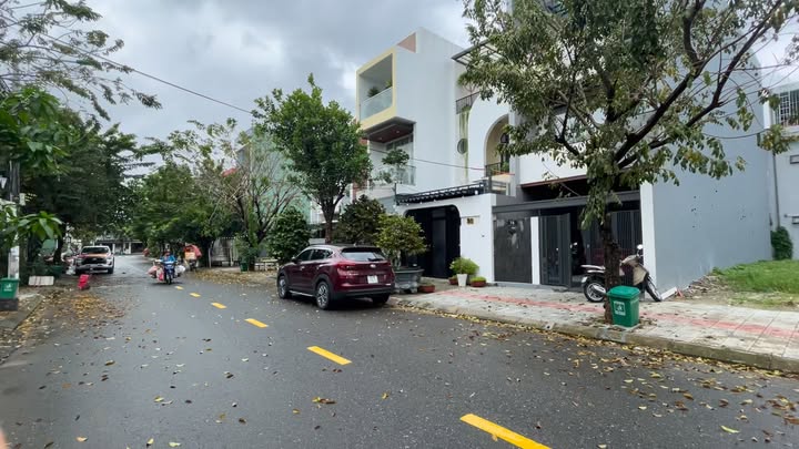 Đất nền đường Lê Ấm, Hòa Xuân 100m² giá 6.35 tỷ - Cơ hội đầu tư hấp dẫn!