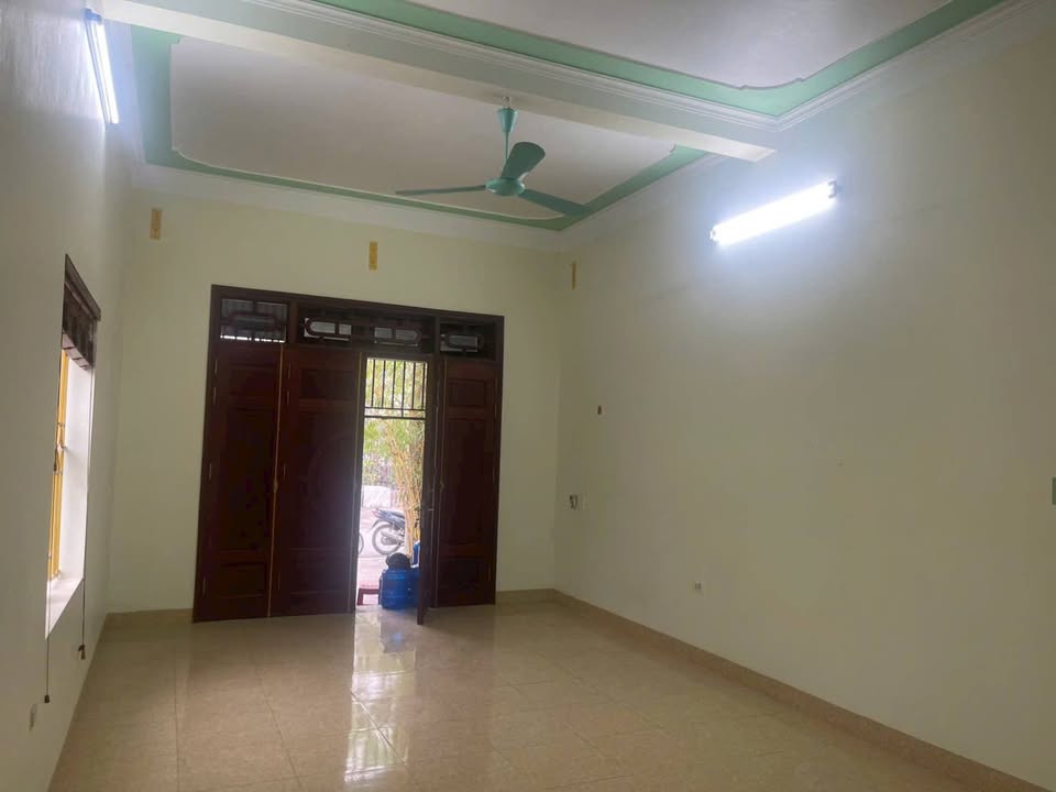 Nhà lô góc 2 tầng Phường Thanh Châu 83m² giá 3.7 tỷ - Thiết kế hiện đại, sẵn sàng ở ngay!