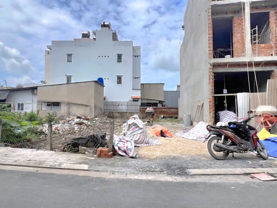 Đất thổ cư 72m² Lê Văn Khương Q12 giá chỉ 3.9 tỷ - Đầu tư sinh lời ngay!