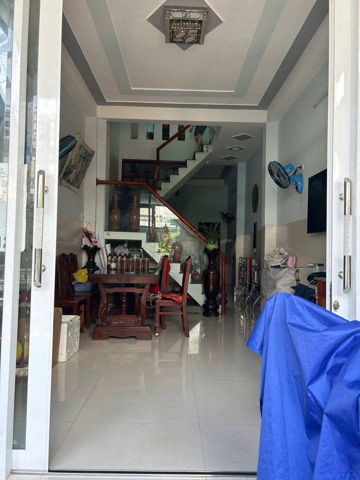 Nhà Mặt Tiền Đường Quang Trung Quy Nhơn 52m² giá 4 tỷ - Sổ đỏ chính chủ sang tên nhanh!