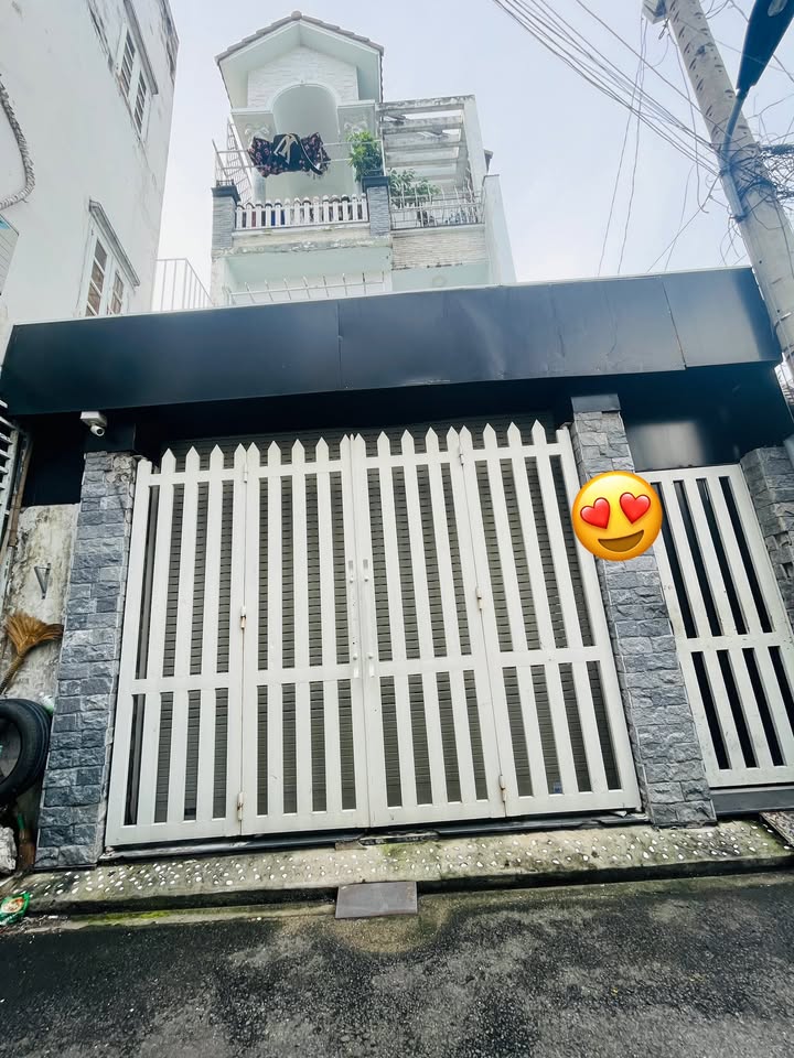 Nhà riêng Nguyễn Thị Xinh 122m² giá 6.99 tỷ - Đầu tư sinh lời ngay!