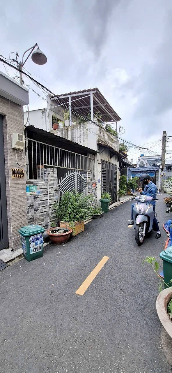 Nhà cấp 4 hẻm 113 Lâm Thị Hố, Tân Chánh Hiệp, 72m² giá 3.95 tỷ - Sổ hồng chính chủ!