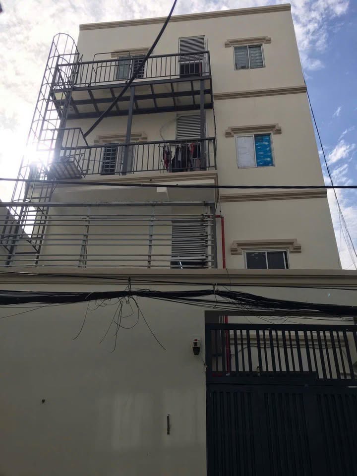 Bán tòa căn hộ dịch vụ 151.2m² Đông Hưng Thuận - Doanh thu cao 65 triệu/tháng!