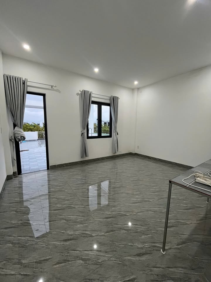 Phòng cho thuê nguyên tầng 3 tại Bùi Tấn Diên, Cẩm Lệ, Đà Nẵng - An ninh tốt, thoáng mát!