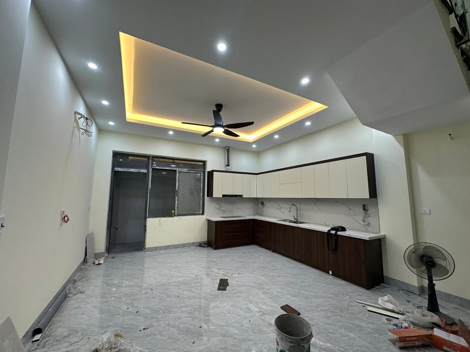 Nhà cho thuê 6 phòng ngủ Chung cư Him Lam Green Park Bắc Ninh - Giá 30 triệu/tháng