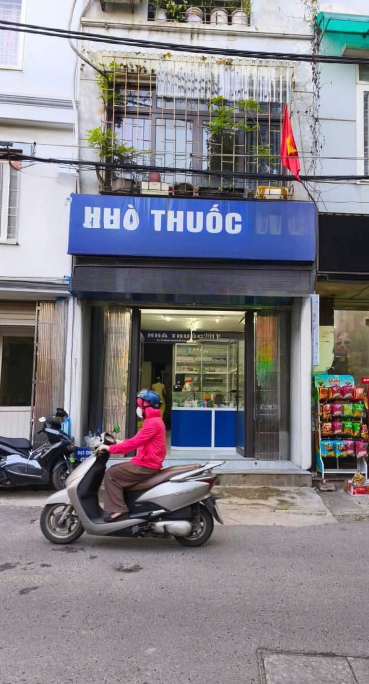 Cho thuê mặt bằng kinh doanh tại Nguyễn Chính, 57m² giá 9 triệu - Vị trí đắc địa, đông đúc!