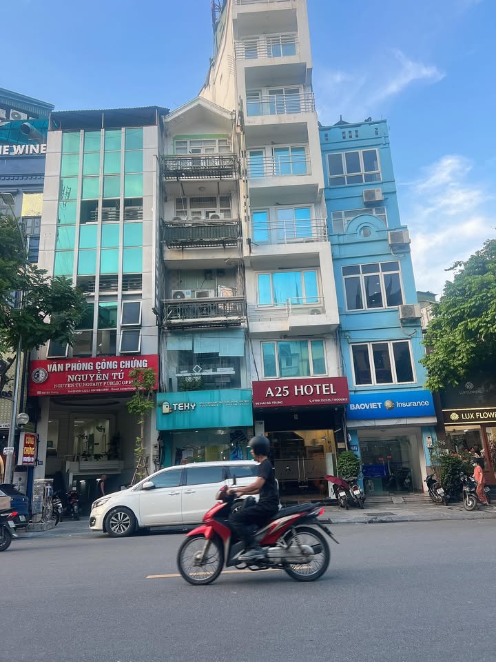 Tòa nhà 7 tầng mặt phố Đào Tấn, Ba Đình - Cho thuê 70m² giá 95 triệu/tháng - Mô hình kinh doanh đa dạng!