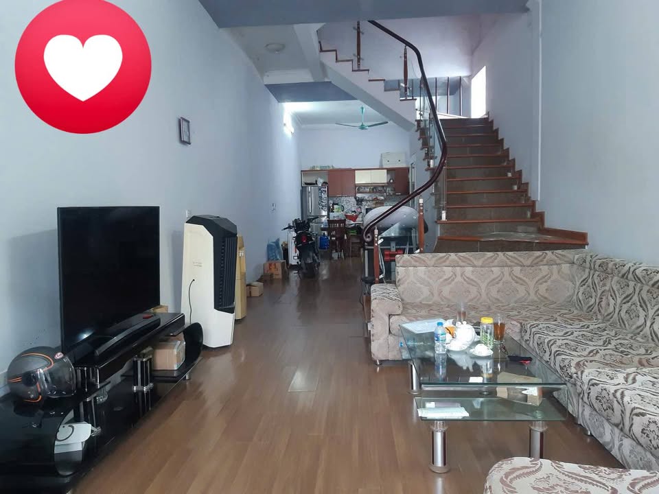 Đất trung tâm Mỹ Hào 80m² giá 4 tỷ - Sổ đỏ chính chủ, tặng nhà ở ngay!