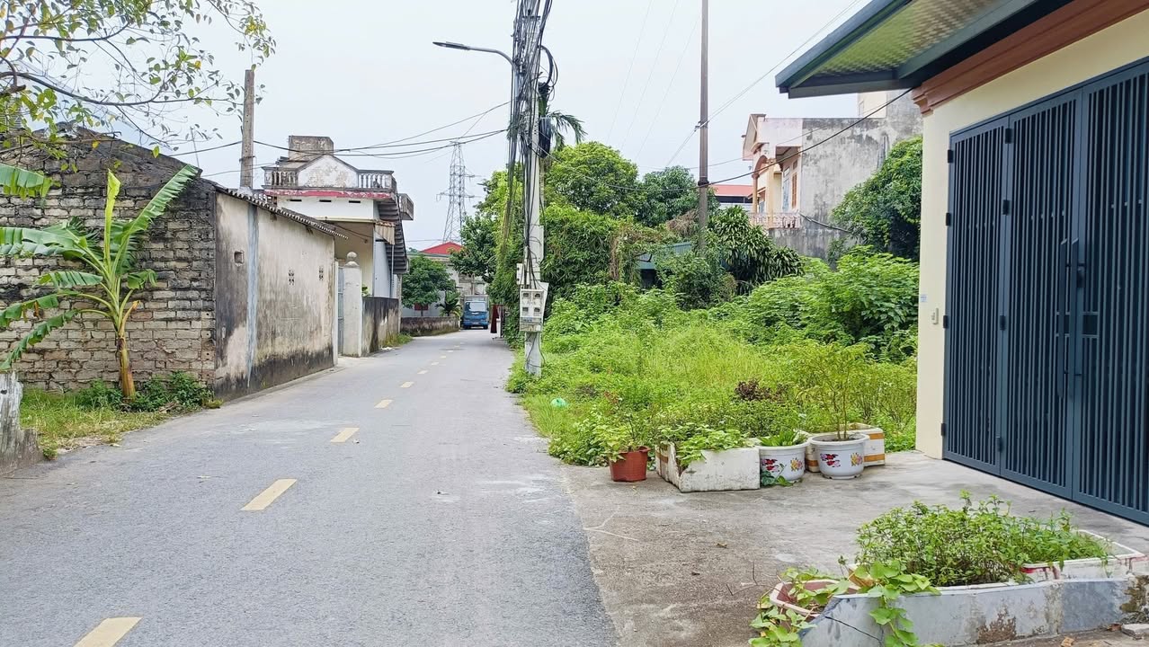 Đất Liêm Chung Phủ Lý 83m² giá 2.8 tỷ - Mặt tiền 4.4m, ô tô vào tận nơi!