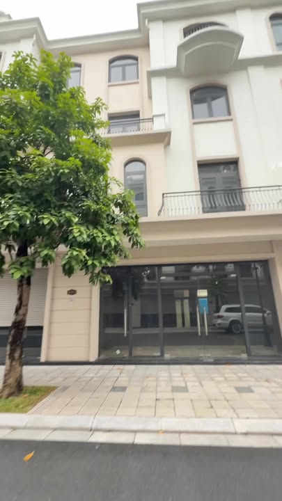 Căn hộ Kinh Đô 8 Văn Giang 84m² giá 13.8 tỷ - Vị trí đỉnh gần Quảng Trường Kinh Đô Ánh Sáng!