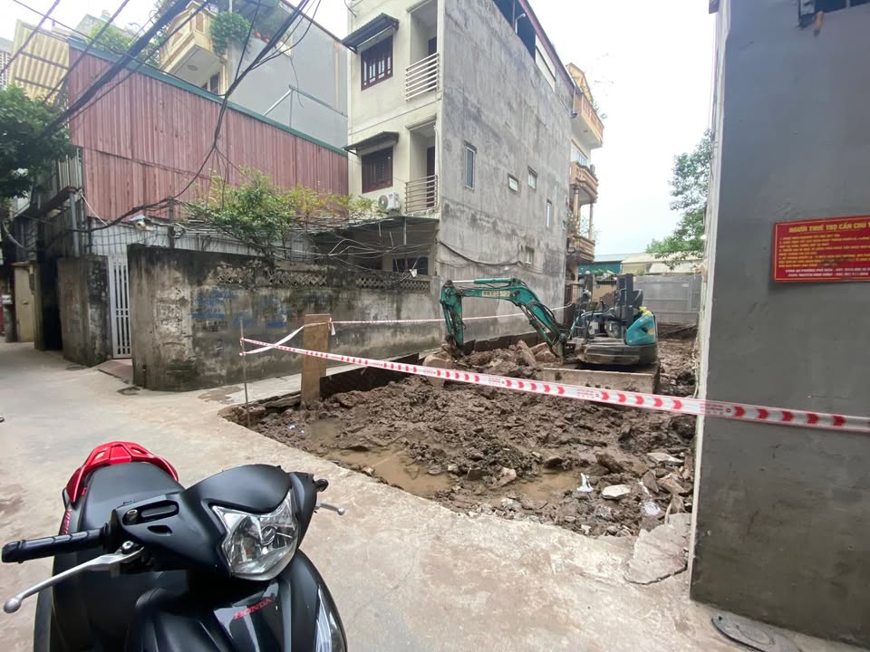 Đất Phú Diễn 79.5m² giá 14 tỷ - Vị trí đắc địa gần trường ĐH!