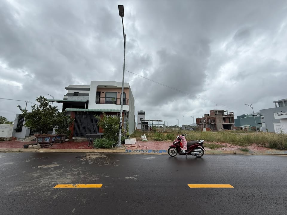 Đất nền Nhơn Bình, Quy Nhơn 105m² giá 2.8 tỷ - Sổ hồng chính chủ!