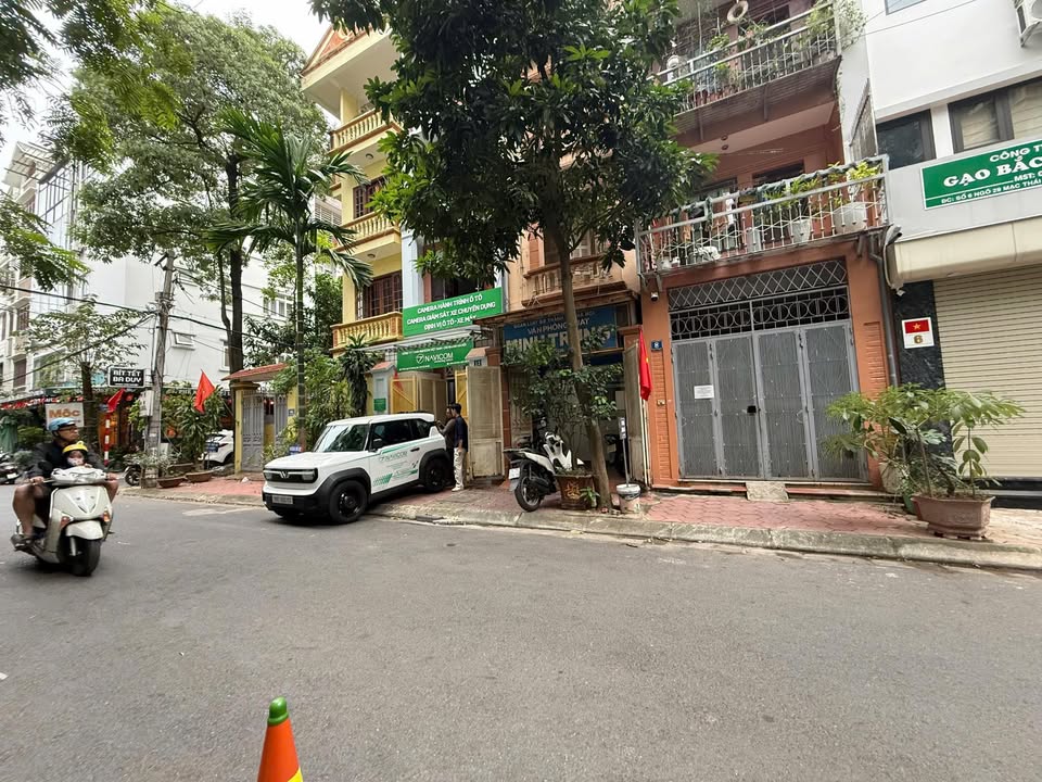 Nhà phố Mạc Thái Tổ, Cầu Giấy 45m² giá 22.35 tỷ - Kinh doanh đỉnh cao!