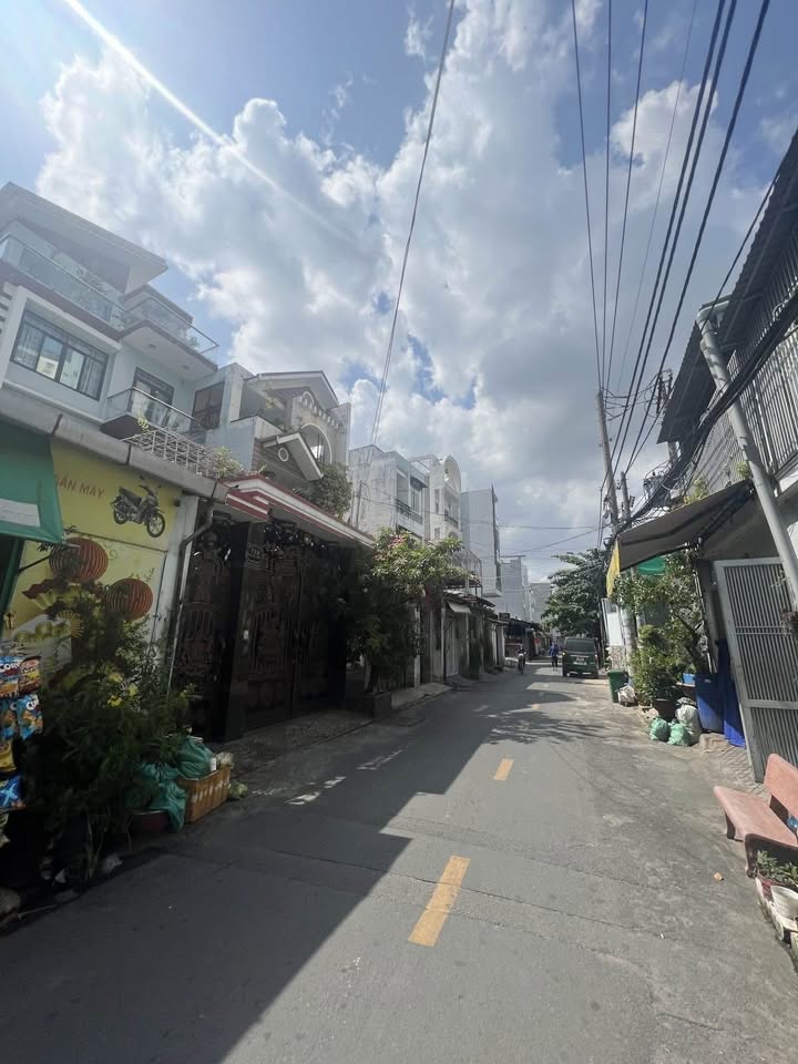 Bán FrontHouse Tân Phú 184m² giá 21 tỷ - Dòng tiền ổn định 30 triệu/tháng!