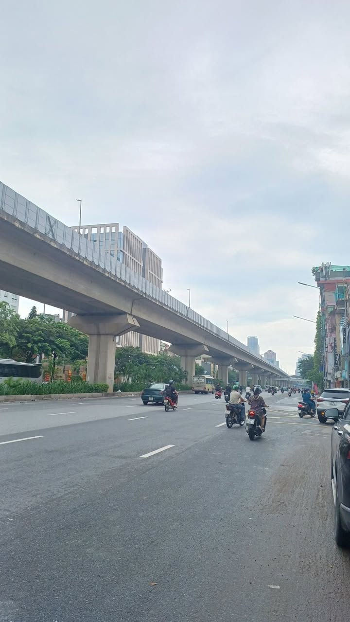 Nhà mặt phố Nguyễn Trãi, Thanh Xuân 35m² giá 15.5 tỷ - Đầu tư sinh lời ngay!