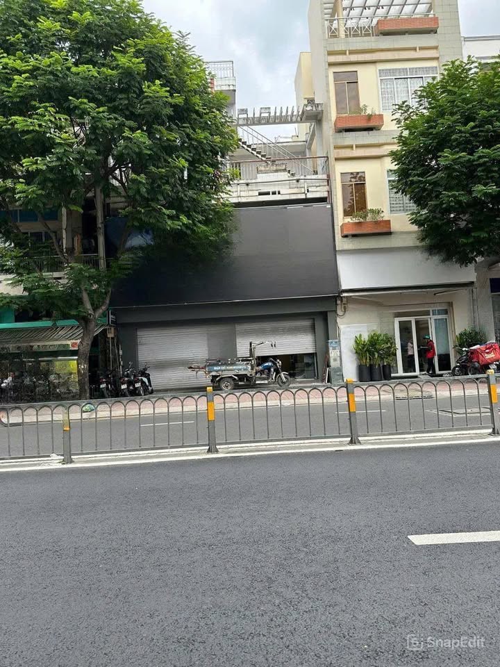 Cho thuê nhà mặt tiền đường Nguyễn Văn Luông, Quận 6, 117m² - Phù hợp cho văn phòng, showroom!