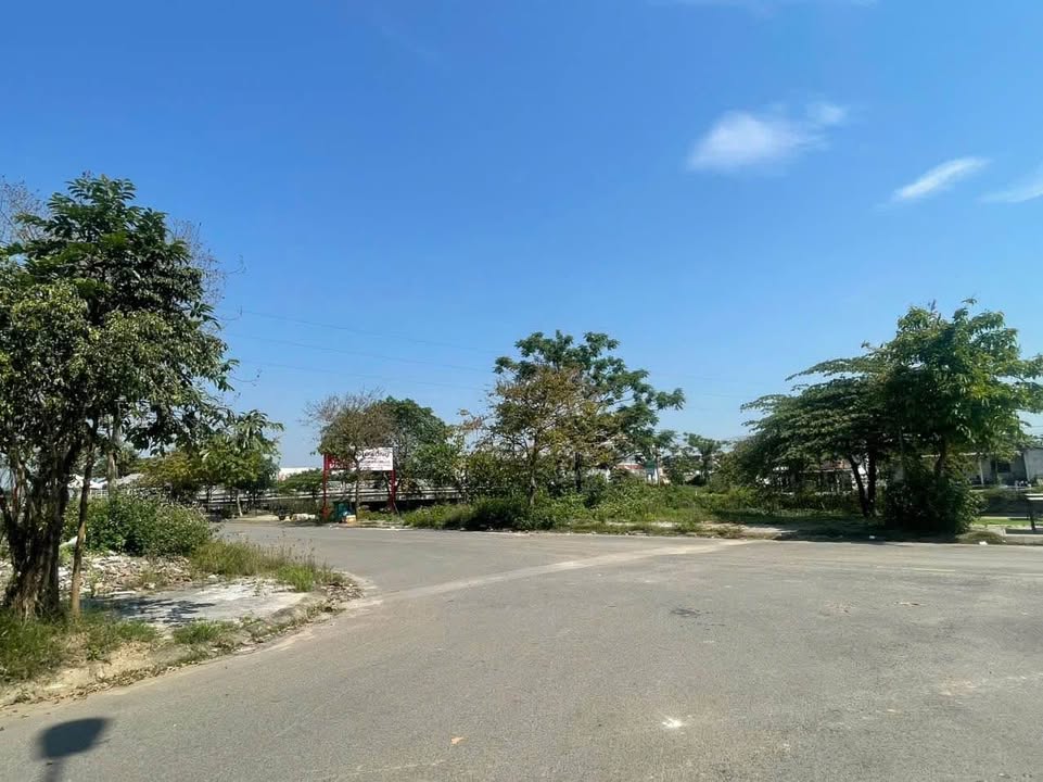 Đất nền KĐT Đông Nam Thủy An 230m² giá 7.13 tỷ - Vị trí đắc địa ngay mặt tiền