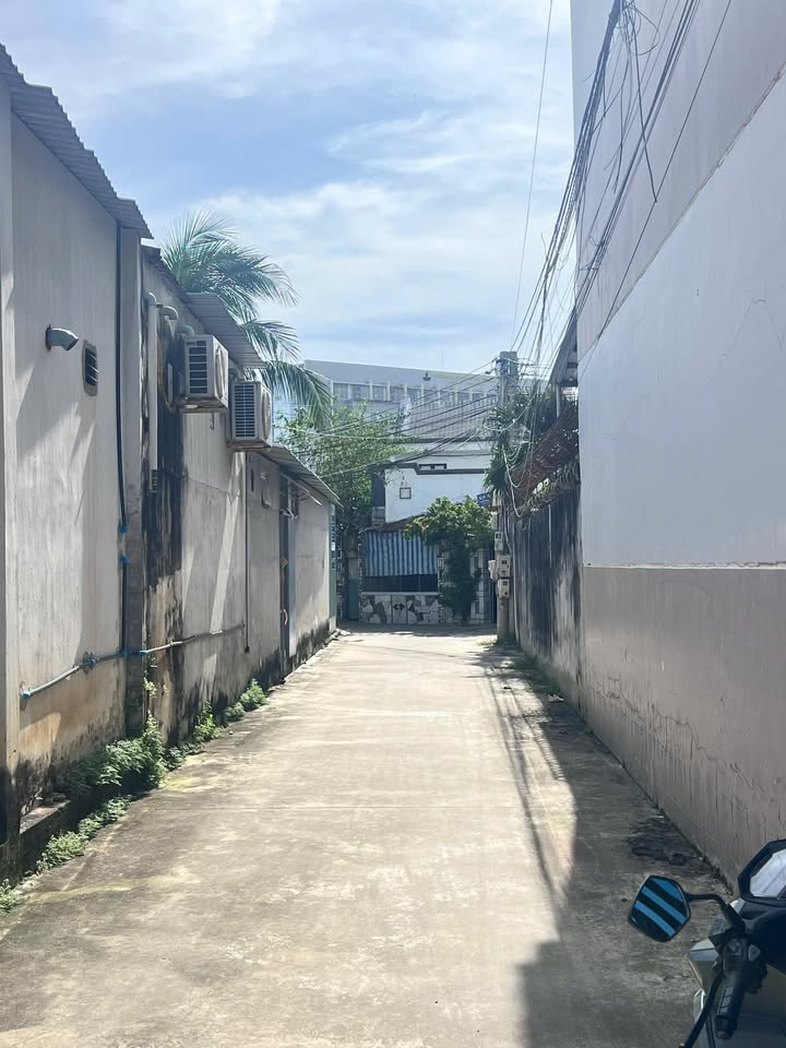 Nhà phố Long Toàn Bà Rịa 128m² giá 2.55 tỷ - Sẵn sàng vào ở!