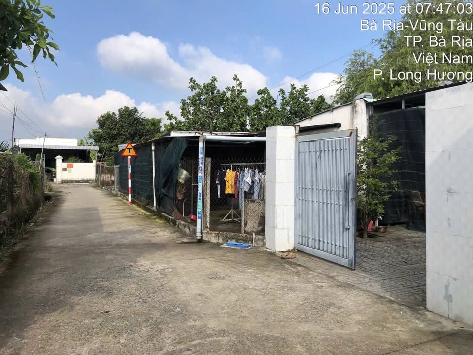 Đất Bà Rịa - Vũng Tàu 465m² giá 3.2 tỷ - Giáp 3 mặt tiền, thích hợp đầu tư!