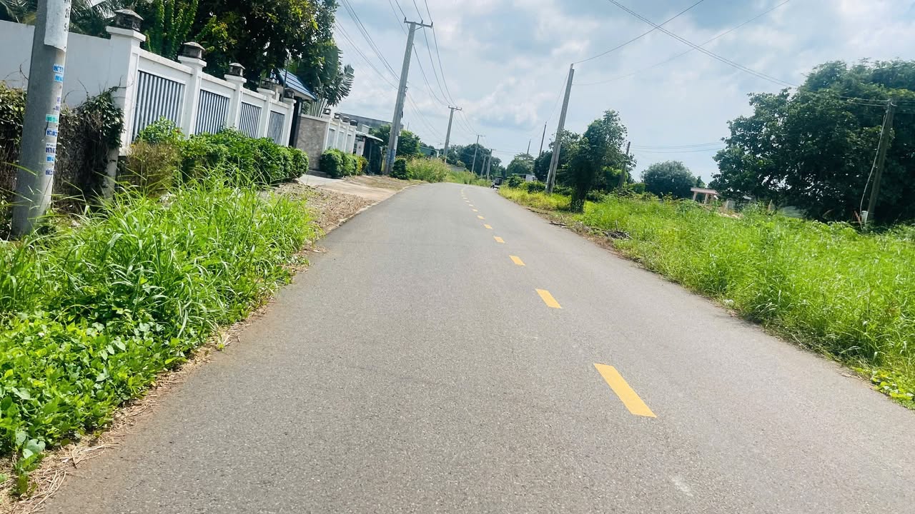 Đất nền Đoàn Trung Còn, Đất Đỏ 895m² chỉ 2.8 tỷ - Cơ hội đầu tư hấp dẫn!