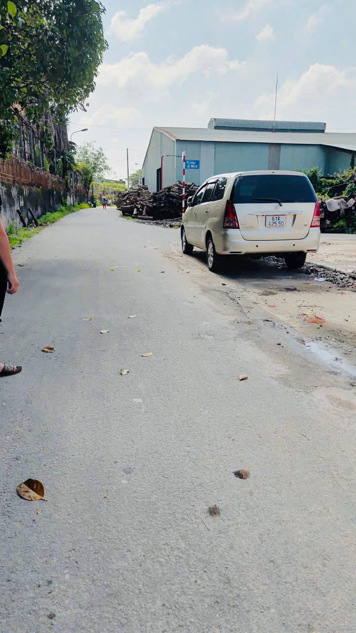 Đất nền mặt tiền hẻm Lái Thiêu 21, Thuận An 99m² giá 3.3 tỷ - Đầu tư sinh lời ngay!