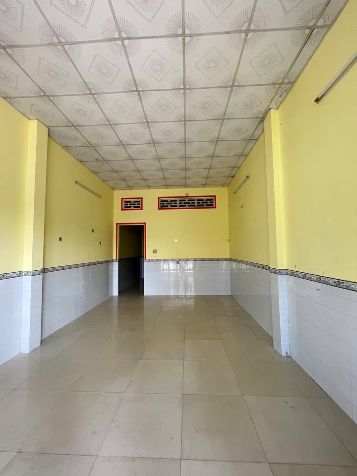 Nhà nguyên căn mặt tiền đường Trần Quang Khải, Mỹ Thới, Long Xuyên - Phù hợp kinh doanh chỉ 3 triệu/tháng!