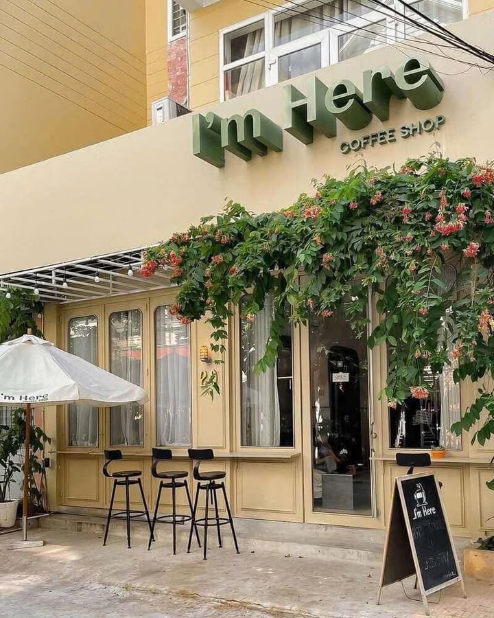 Cho thuê mặt bằng kinh doanh phố Trấn Vũ, 200m² giá 80 triệu - Vị trí đắc địa với view hồ