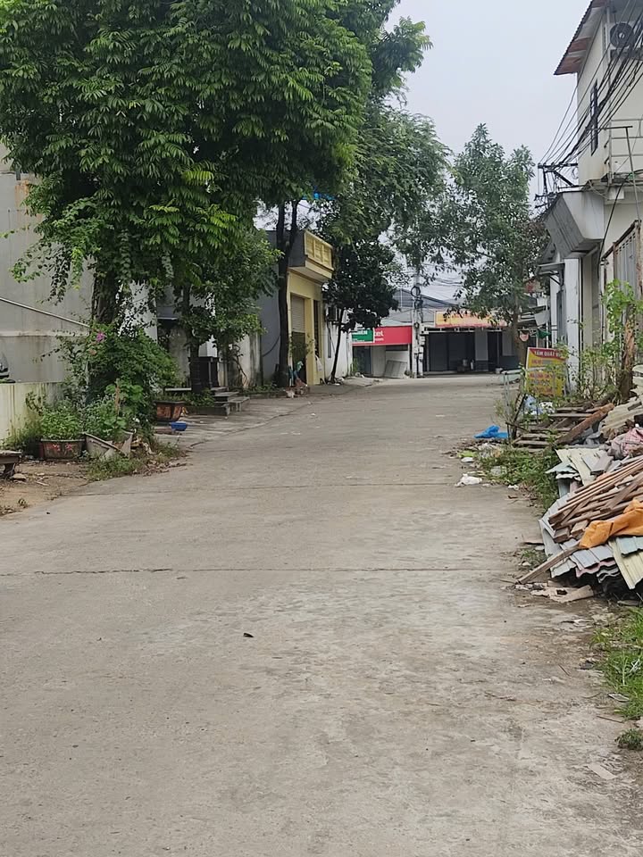 Đất nền Hoa Hậu, Thanh Đình 260m² giá 4.7 tỷ - Vị trí đắc địa cho kinh doanh!