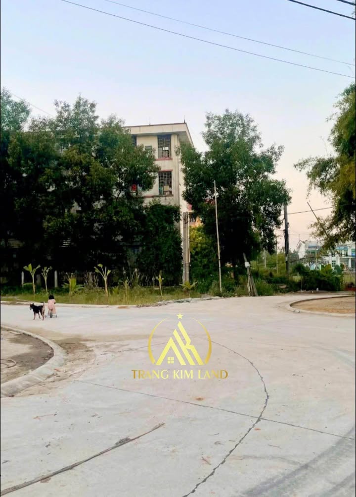 Đất nền phân lô Yên Sơn 100m² giá 1 tỷ - Cơ hội đầu tư tuyệt vời!