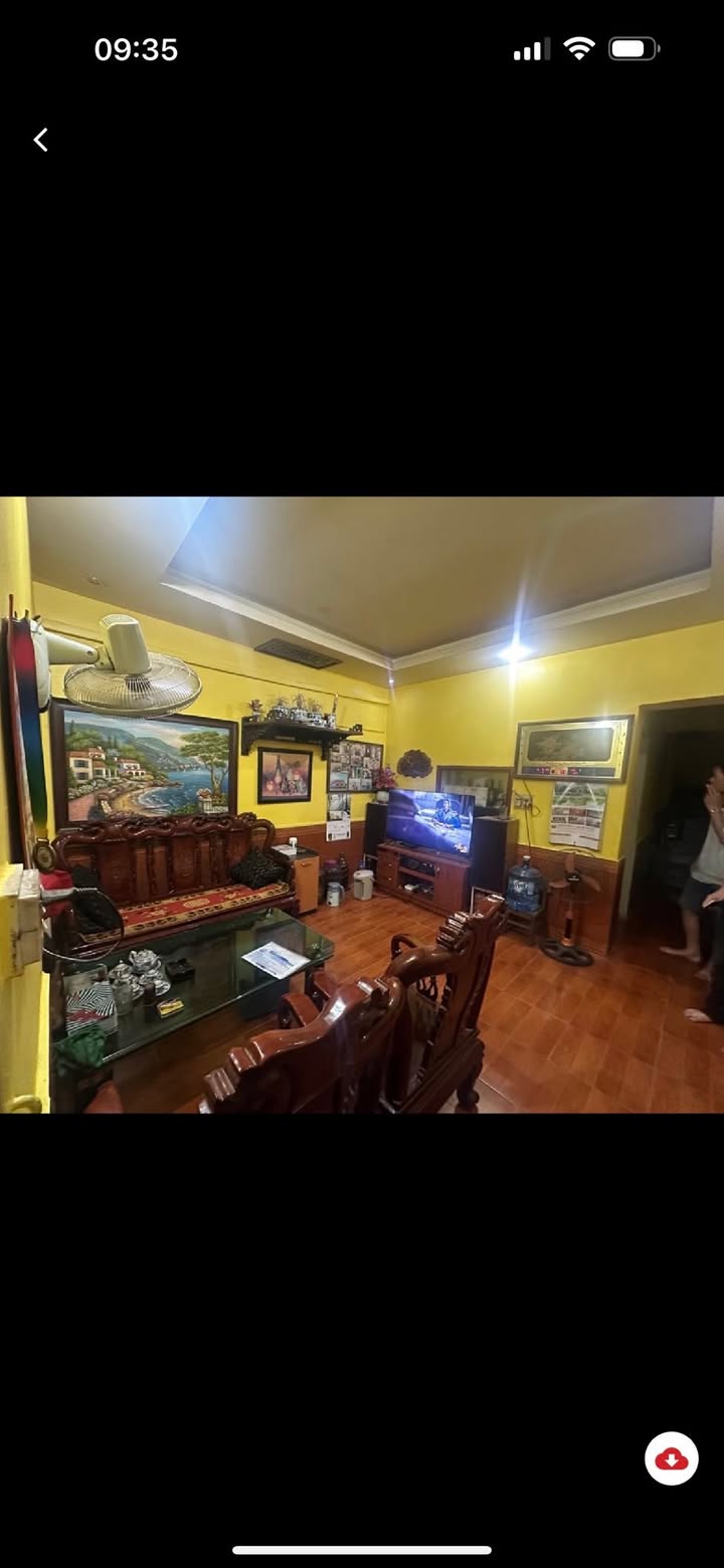 Đất thổ cư Long Biên 70m² giá 7 tỷ - Sổ đỏ chính chủ, mặt tiền 4m ô tô tránh