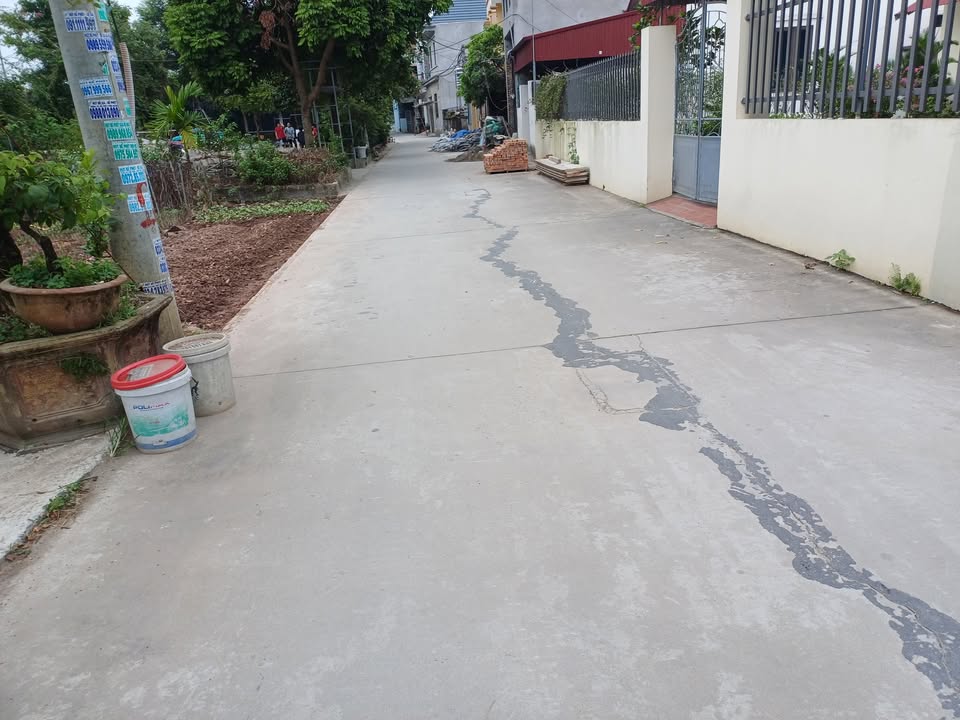 Đất thổ cư Long Hưng 99,6m² giá 5 tỷ - Vị trí đắc địa, kết nối thuận lợi!