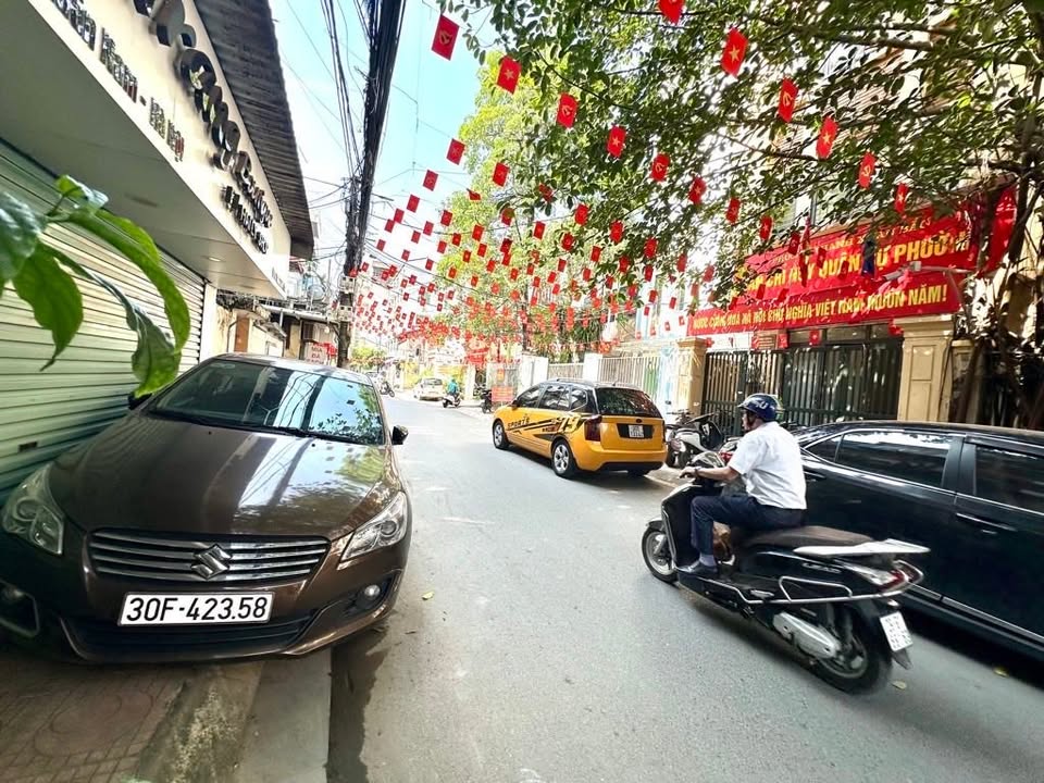 Căn hộ tầng 2 Ngõ 477 Nguyễn Trãi 52m² giá thỏa thuận - Cực hiếm, nhà rộng!