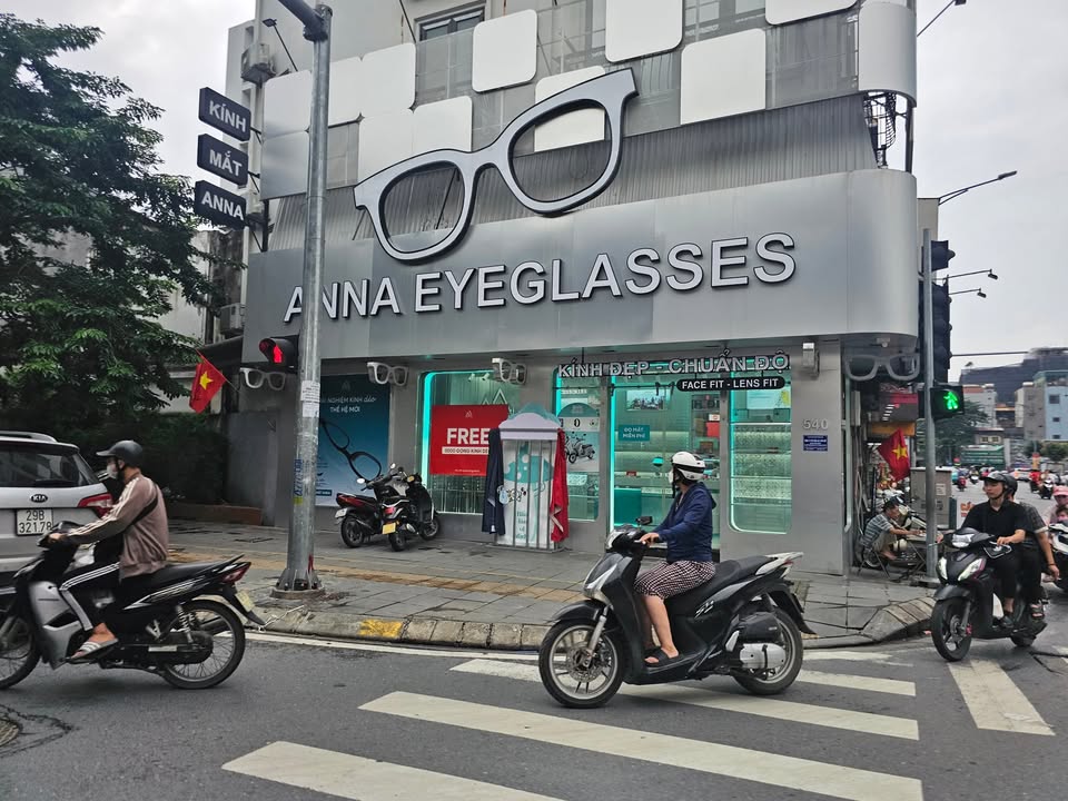 Nhà mặt phố Quỳnh Mai, Hai Bà Trưng 102m² giá 50 triệu - Vị trí kinh doanh lý tưởng!