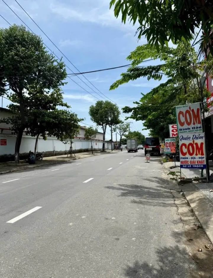 Bán đất mặt tiền Lê Thạch, Đà Nẵng 80m² giá chỉ 5.55 tỷ - Kinh doanh sầm uất!