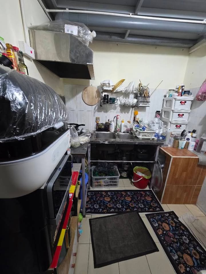 Bán đất Bồ Đề Long Biên 37m² - Mặt tiền rộng, gần ô tô tránh!